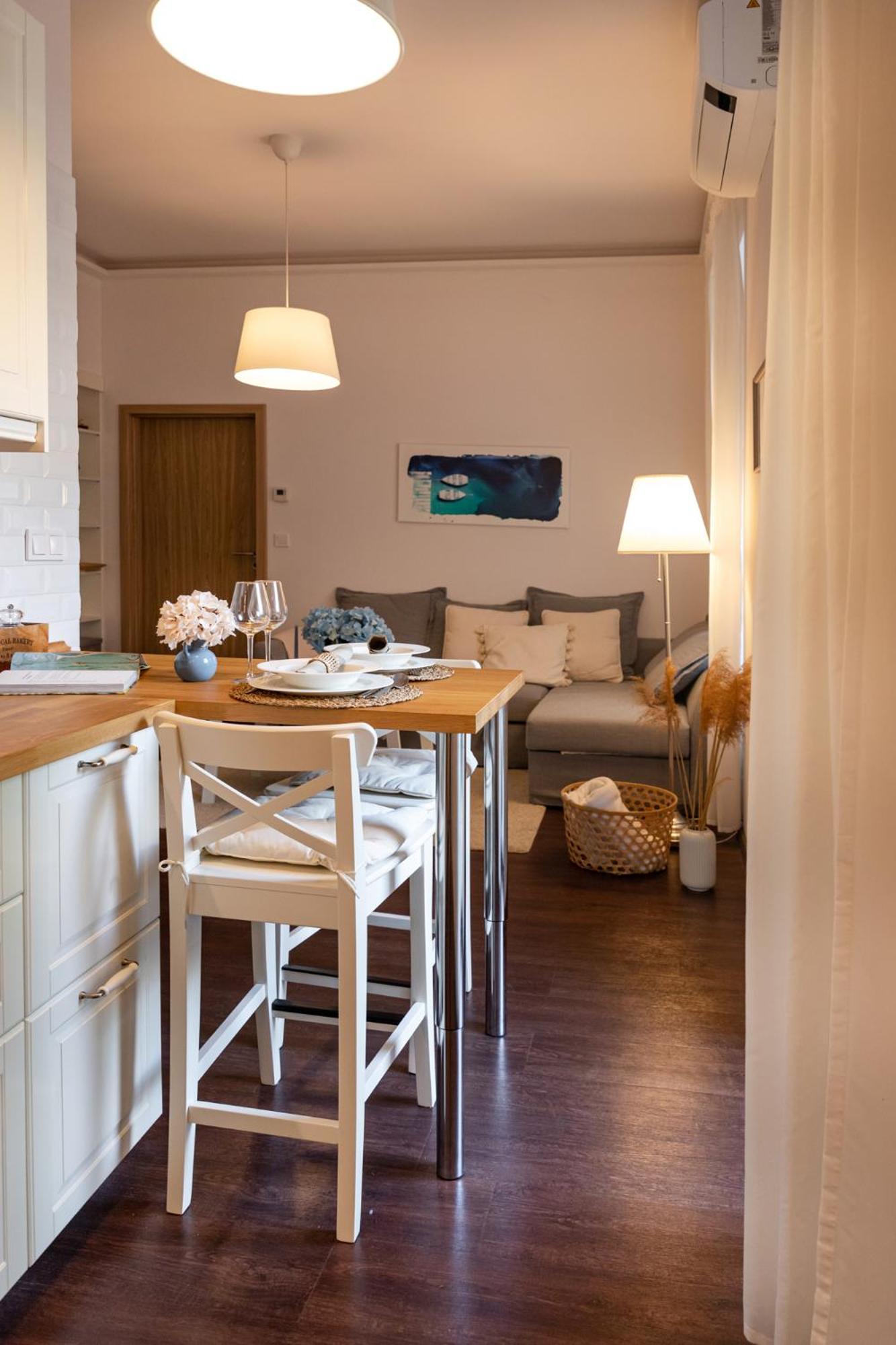 Serenity Apartment Balatonalmadi
