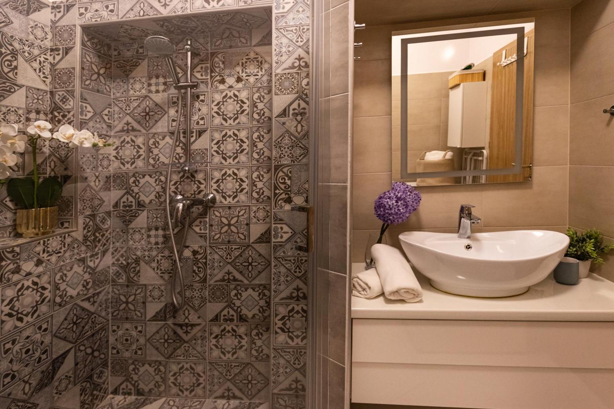 Serenity Apartment Balatonalmadi